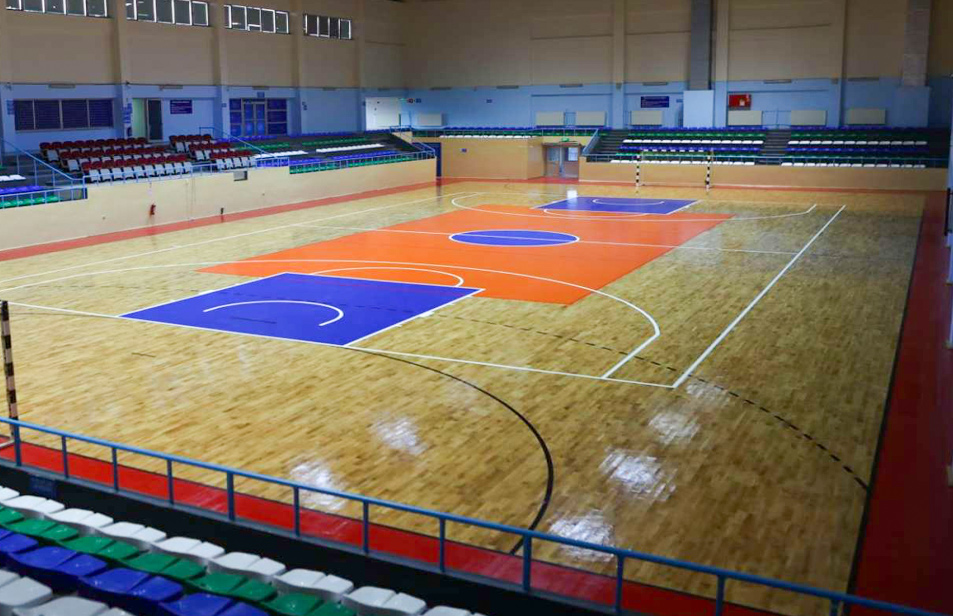 أنظمة أرضيات الملاعب