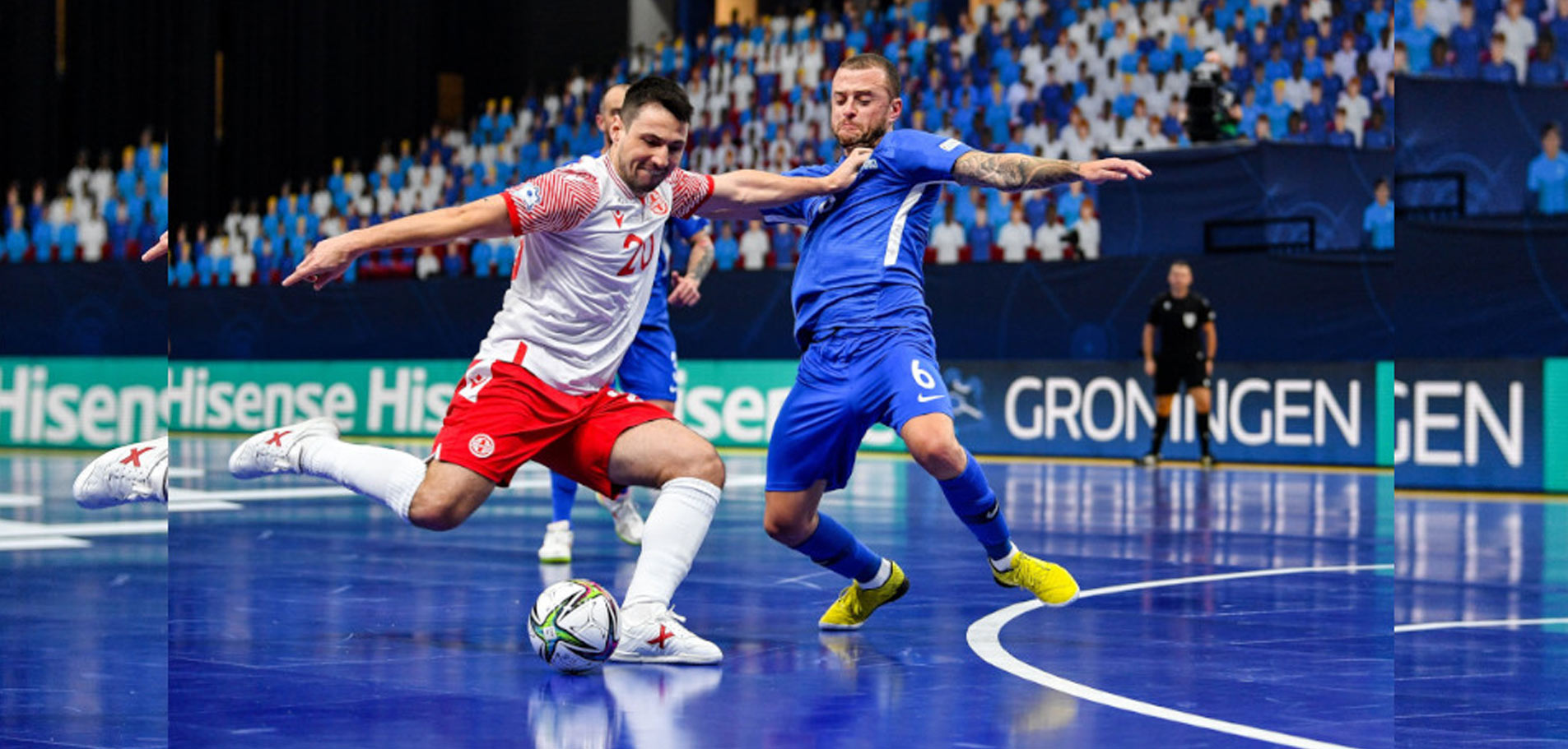 ملعب كرة قدم الصالات 4